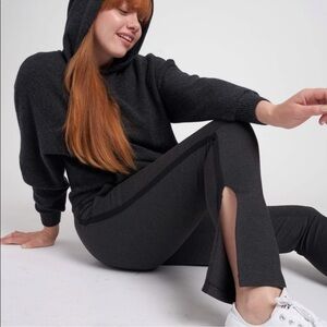 Universal Standard Skinny Ponte Charcoal Pant with Black Stripe Size 2XS 6-8